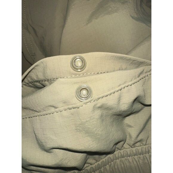 Eddie Bauer Ripstop Tech Shorts Mens Green Cargo Belted Hiking Outdoor Size XL - Picture 14 of 15